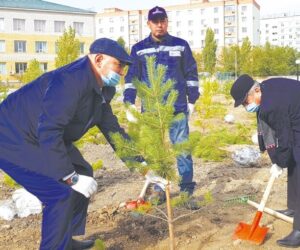 ТЕМІРЖОЛШЫЛАР САЯБАҒЫ БОЙ КӨТЕРДІ