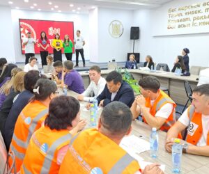 Еңбек ұжымының мүддесі бәрінен жоғары