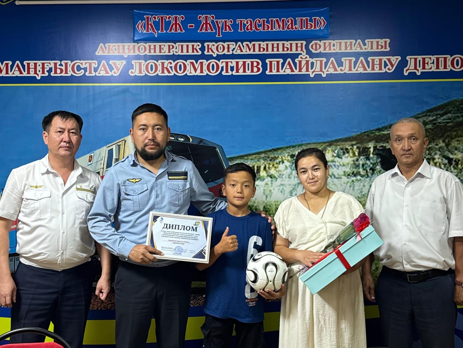 Вы сейчас просматриваете “Әкем,Анам және мен-спорттық жанұя”