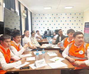 Еңбек ұжымының мүддесі бәрінен жоғары