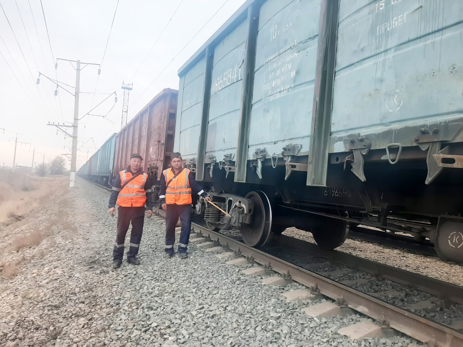 Вы сейчас просматриваете Шуда тәулігіне 6 мыңнан астам вагон тексеріледі