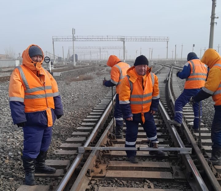 Вы сейчас просматриваете Аязға дес бермеген жолшылар