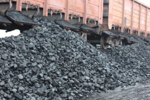 Жылыту маусымы басталғалы ҚТЖ желісімен 54,3 млн тоннадан астам көмір тасымалданды