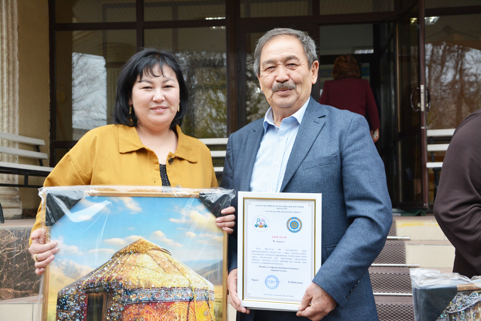 Вы сейчас просматриваете Жүлдеге лайық жәдігер