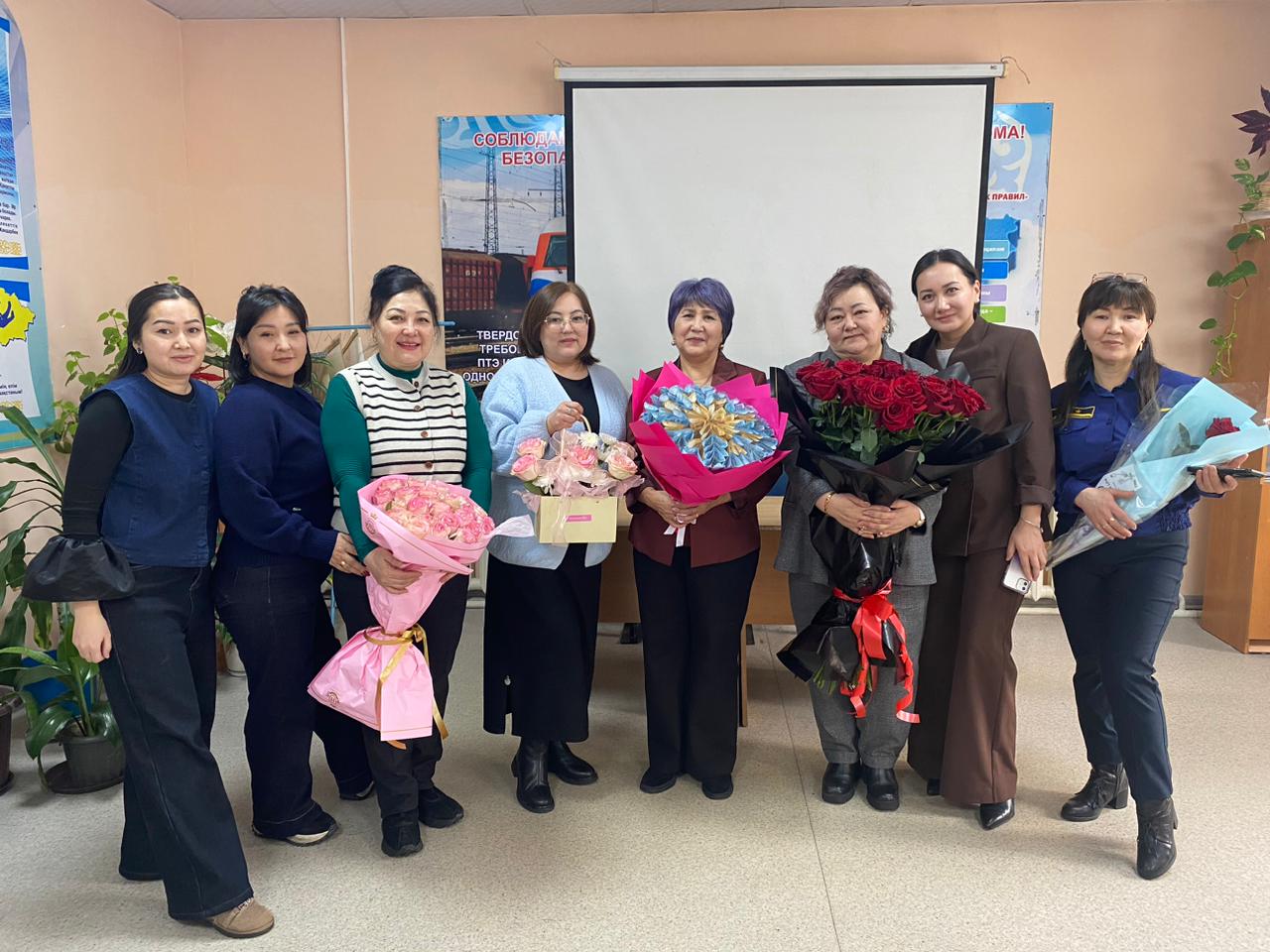 Вы сейчас просматриваете Қимас сезім, зор құрмет: Ардагер теміржолшылар демалысқа шықты